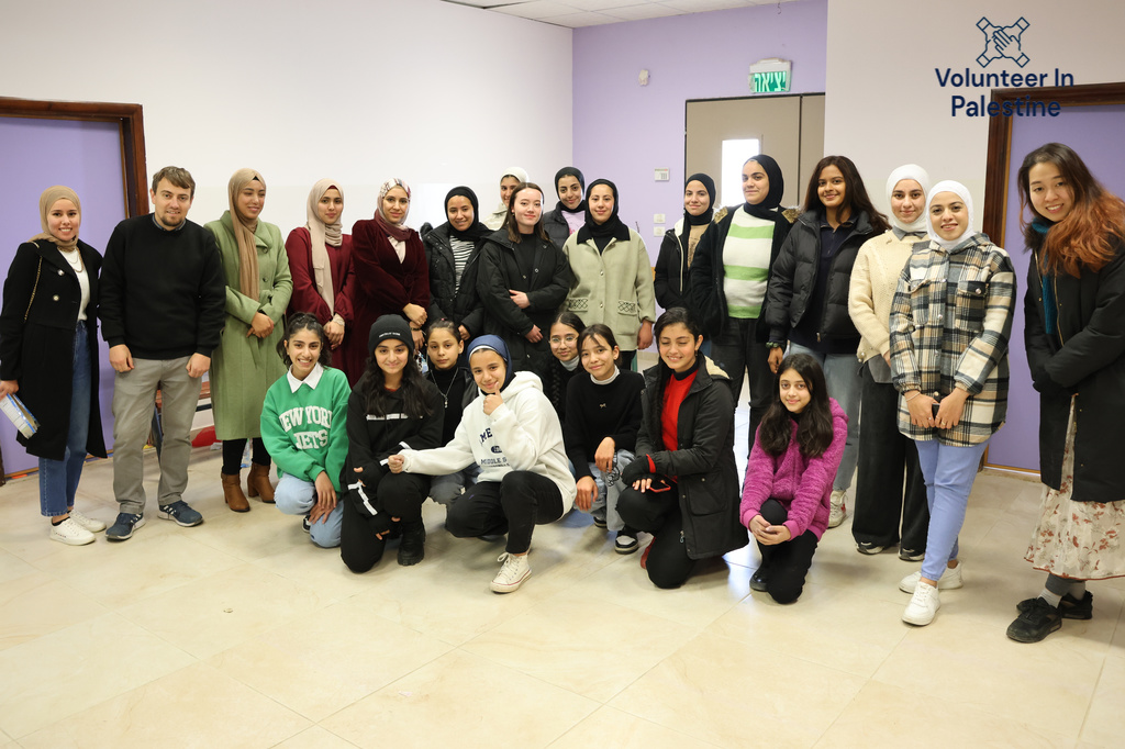 The Palestinian Refugees Volunteer Program