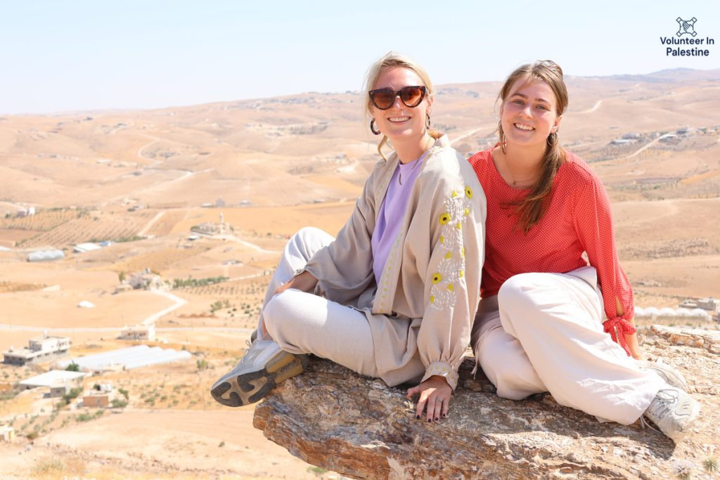 Best Volunteer Programs in the West Bank