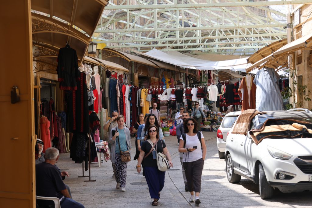 Best 10 Volunteer Programs in the West Bank Palestine