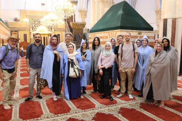 10 Volunteer Programs In The Middle East for 2026/2027